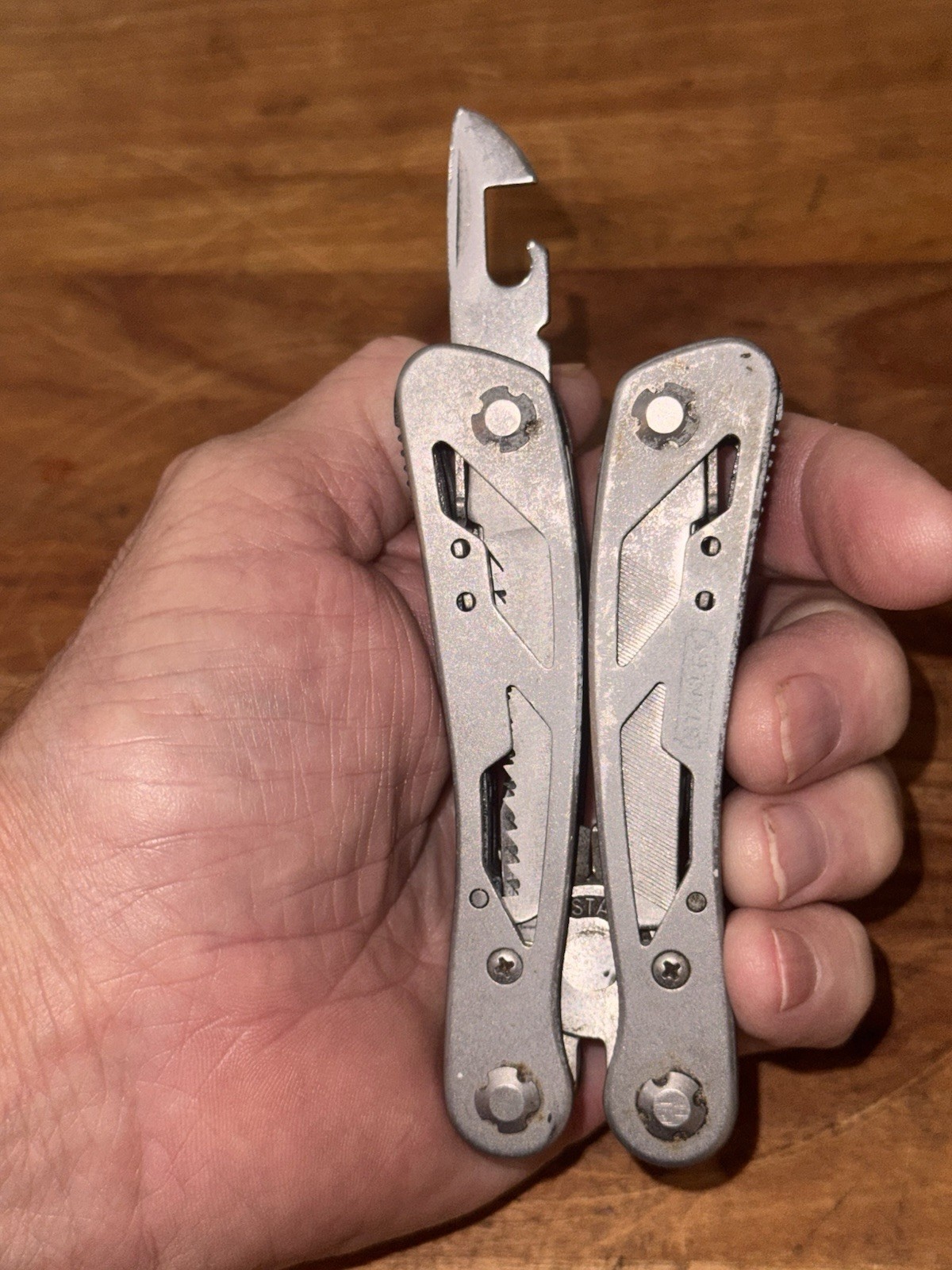 Stanley 12 In 1 Multi Tool. Last Photo Shows All Tools That Are Included. NICE.