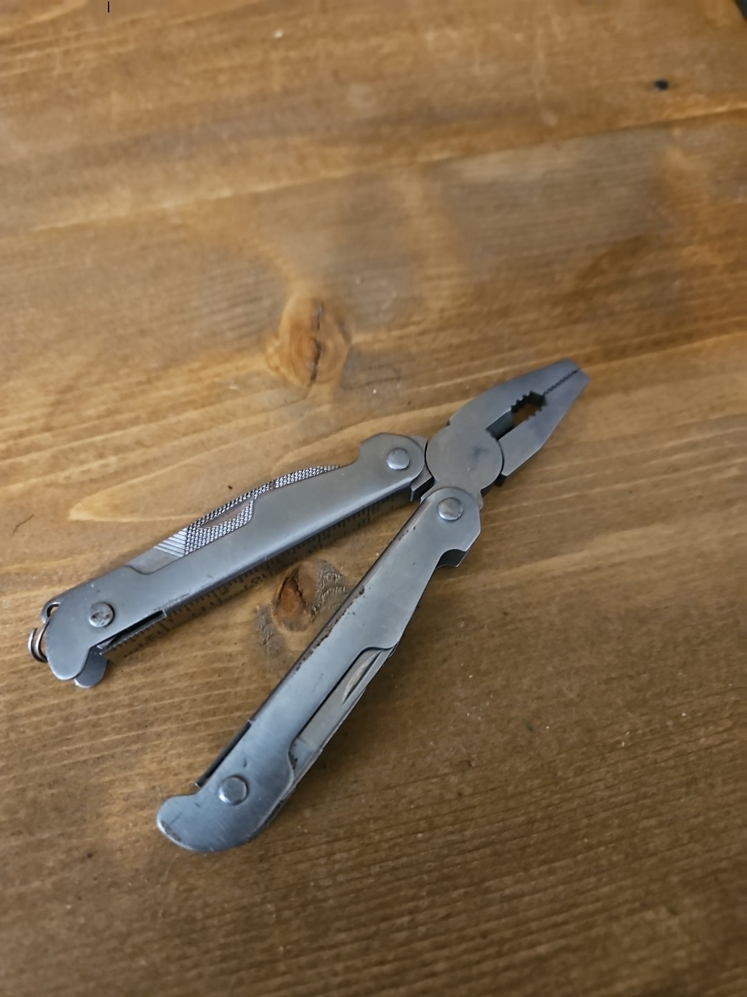 Carolina Knife and Tool Company Multi- Tool Pliers Knife – L1