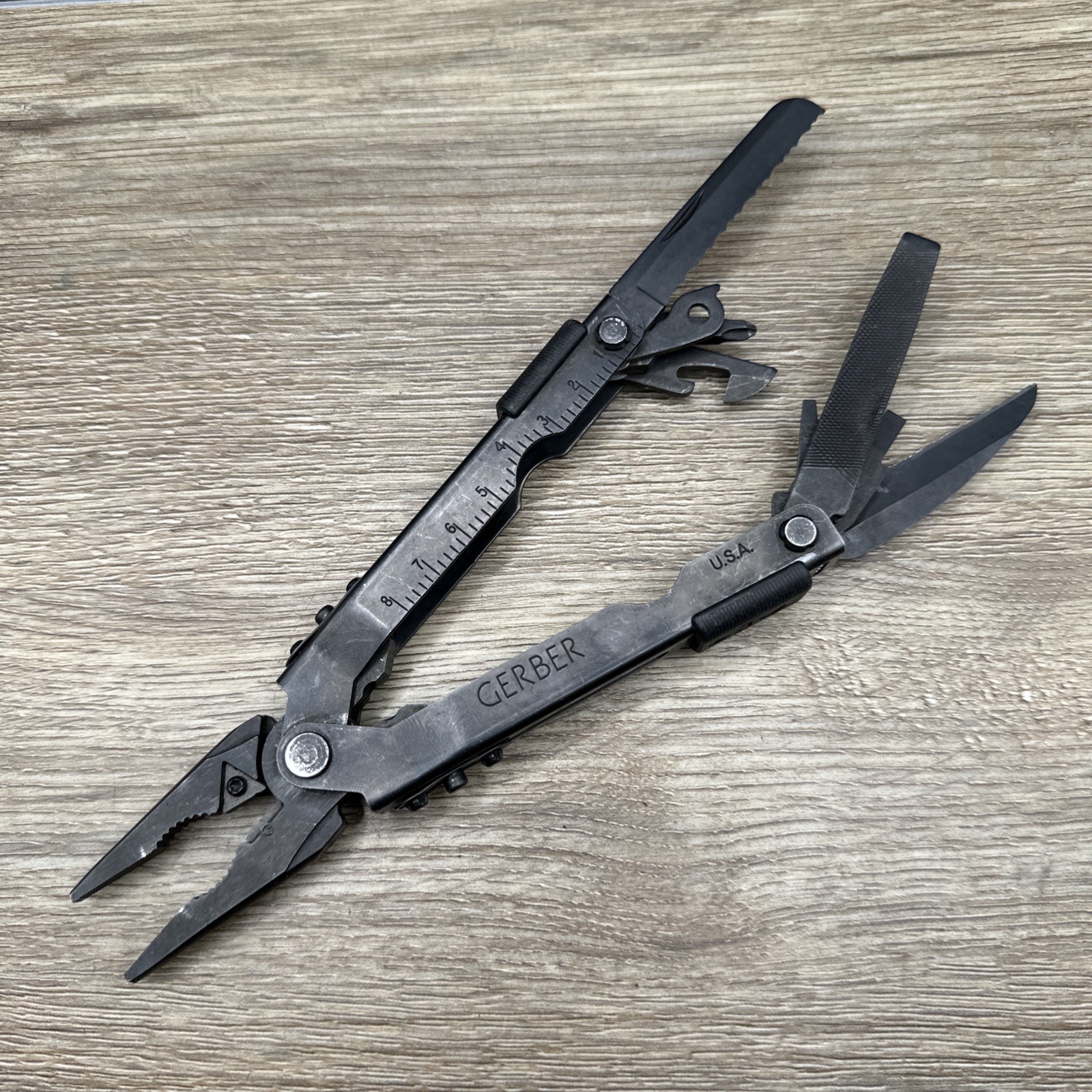 Gerber MP600 Multi-Plier 600 Multi-Tool – Black