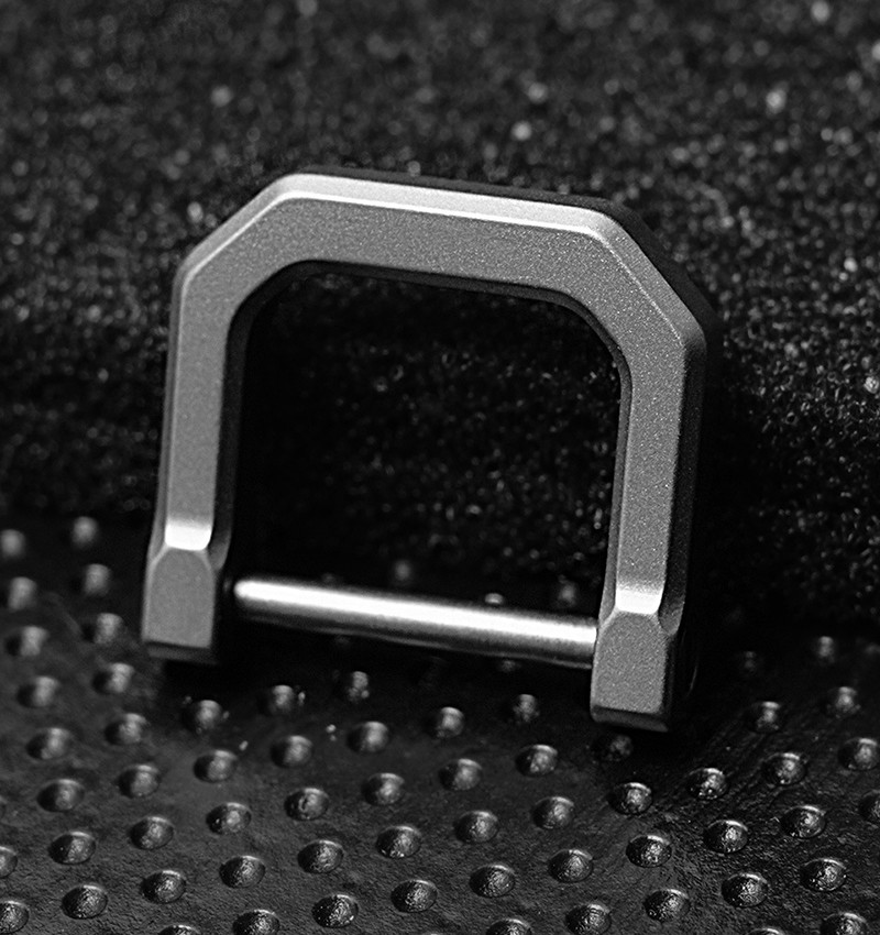 1pc EDC TC4 CNC D Type Porable Car Keychain Outdoor Horseshoe Buckle Hanging