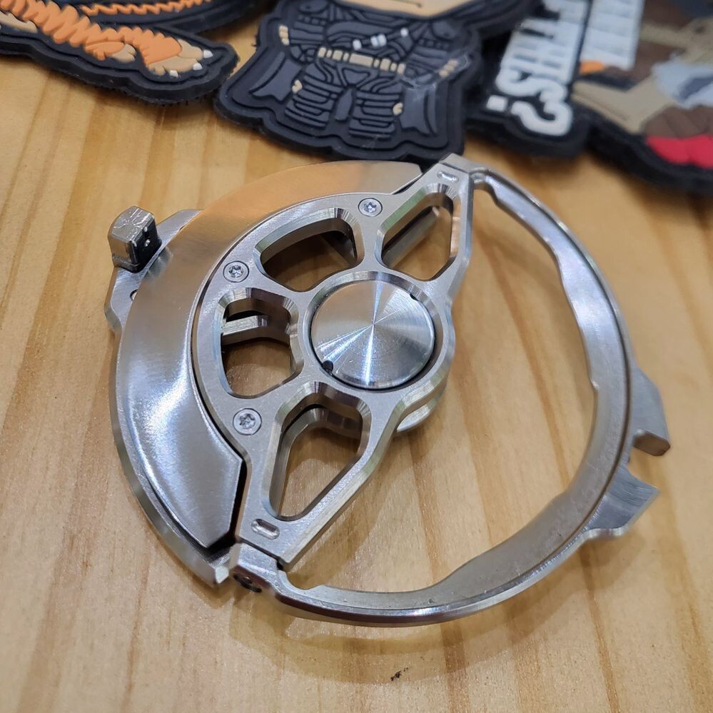 EDC Titanium Alloy Umbrella Rope Decorative Accessories Pendant Outdoor Cutter