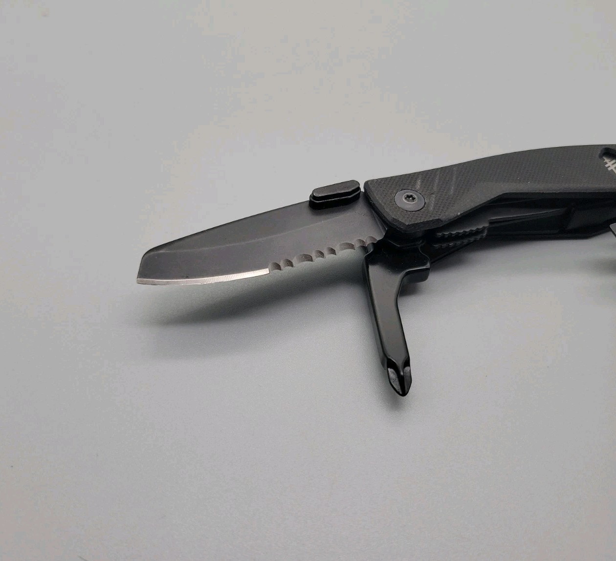 Gerber Bullrush Multi-Tool – Black G-10 handles – Strap Cutter – DISCONTINUED