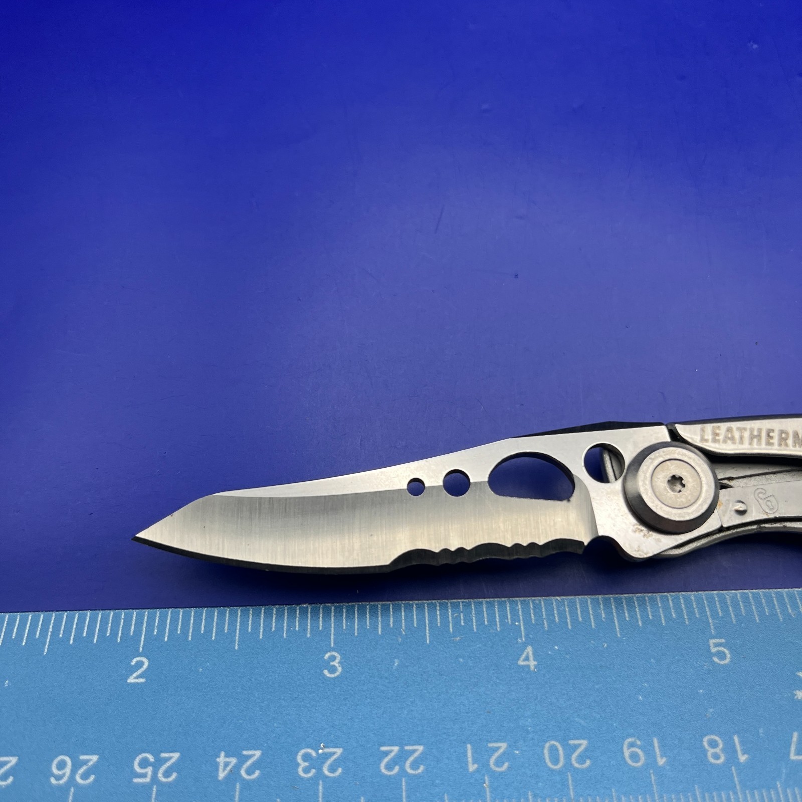 Leatherman Skeletool KBX Pocket Knife