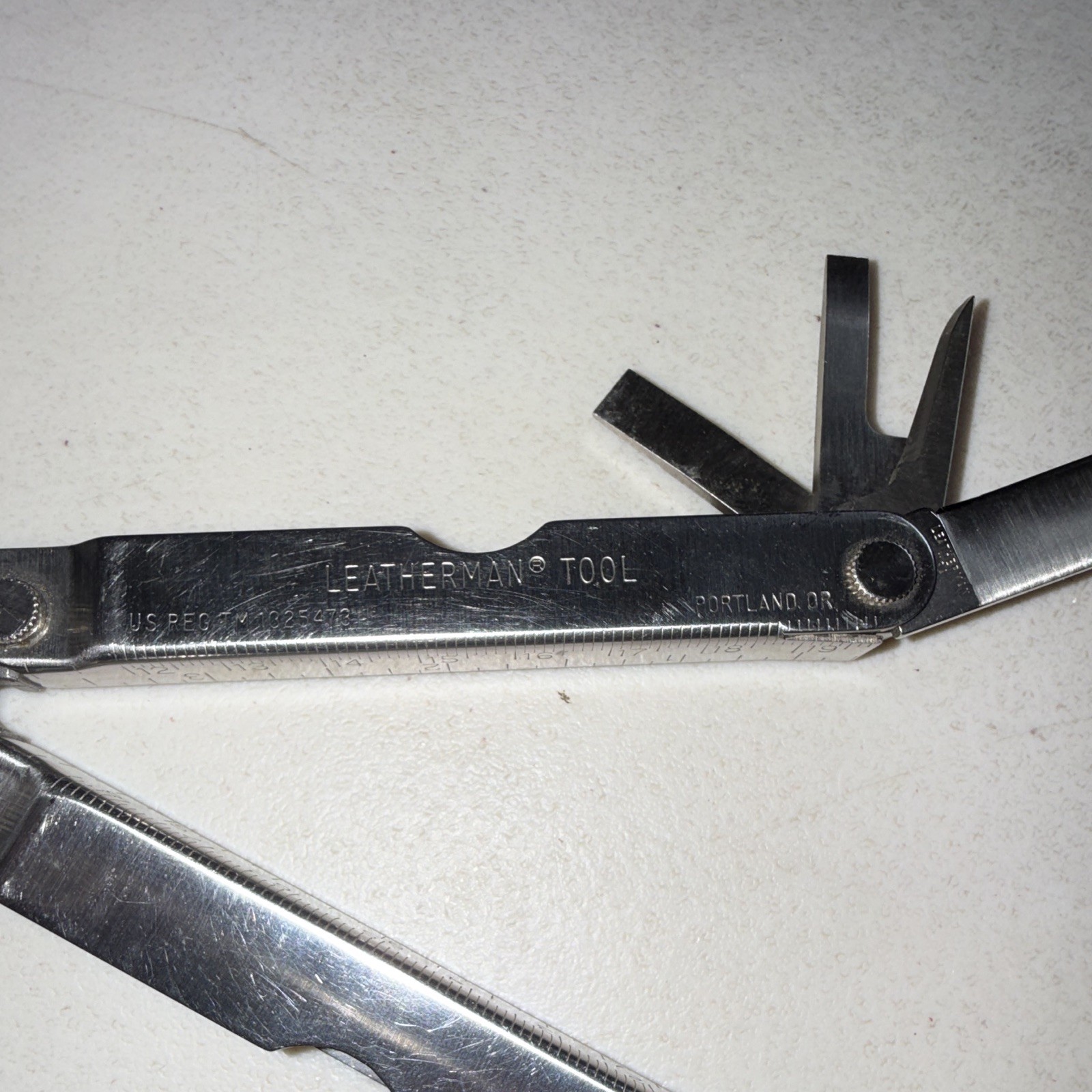 Leatherman Pocket Survival Tool Multi-Tool Pliers Knife File w/ Leather Sheath