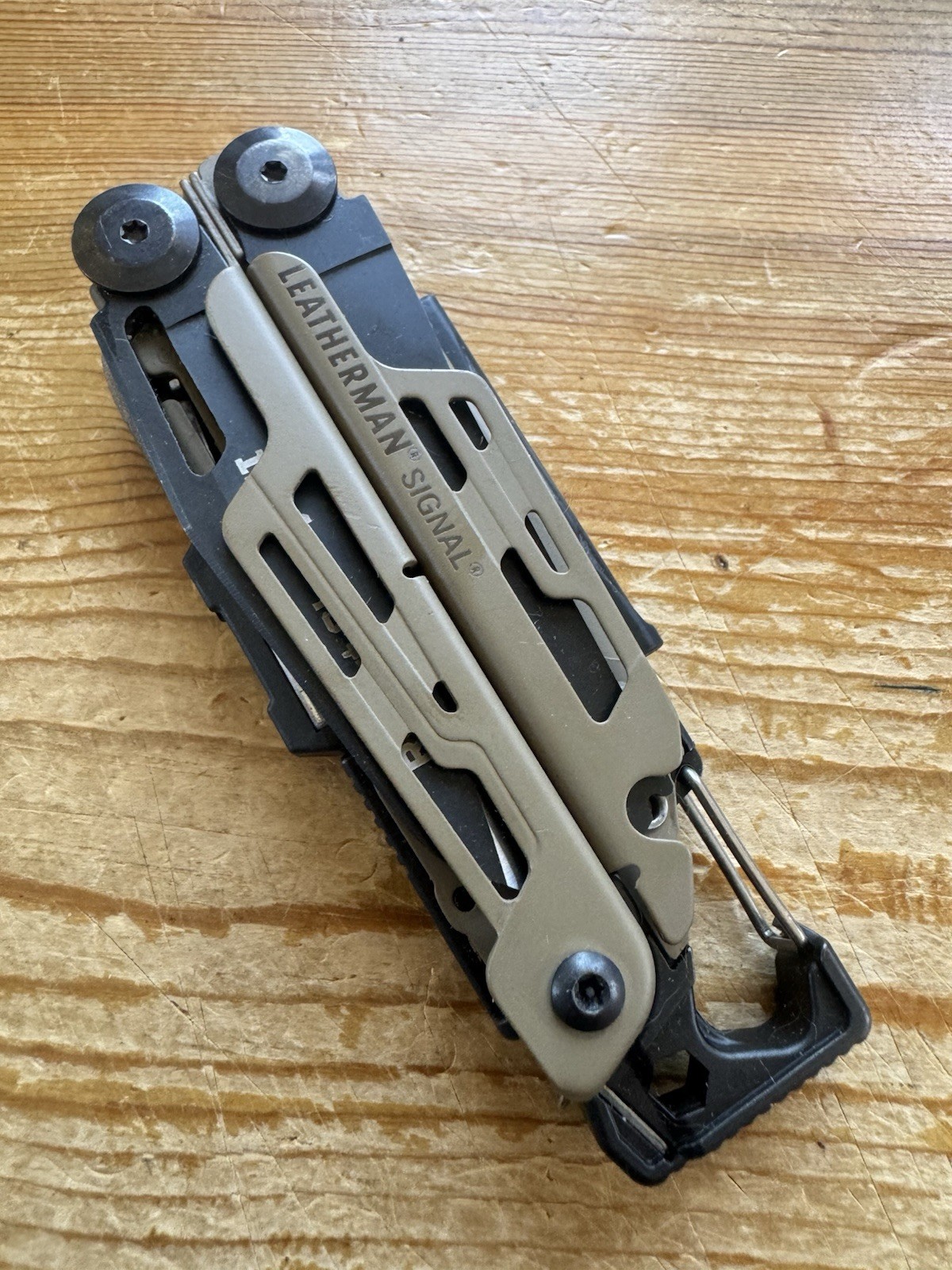 Leatherman Signal Multitool Coyote Tan Black Oxide Survival Knife – Engraved