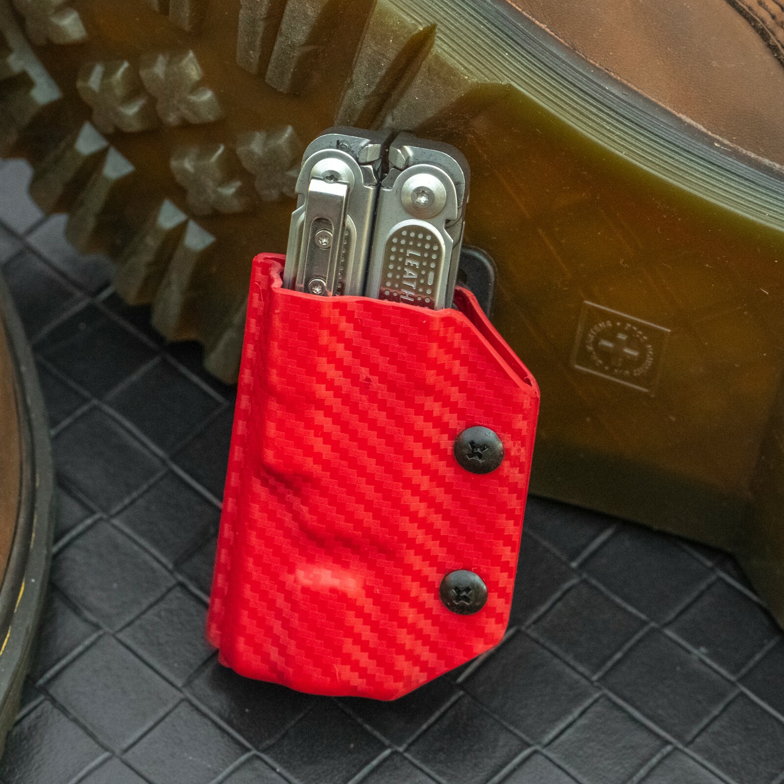 Clip & Carry Kydex Sheath Holder Cover for LEATHERMAN FREE P4 MultiTool USA Made