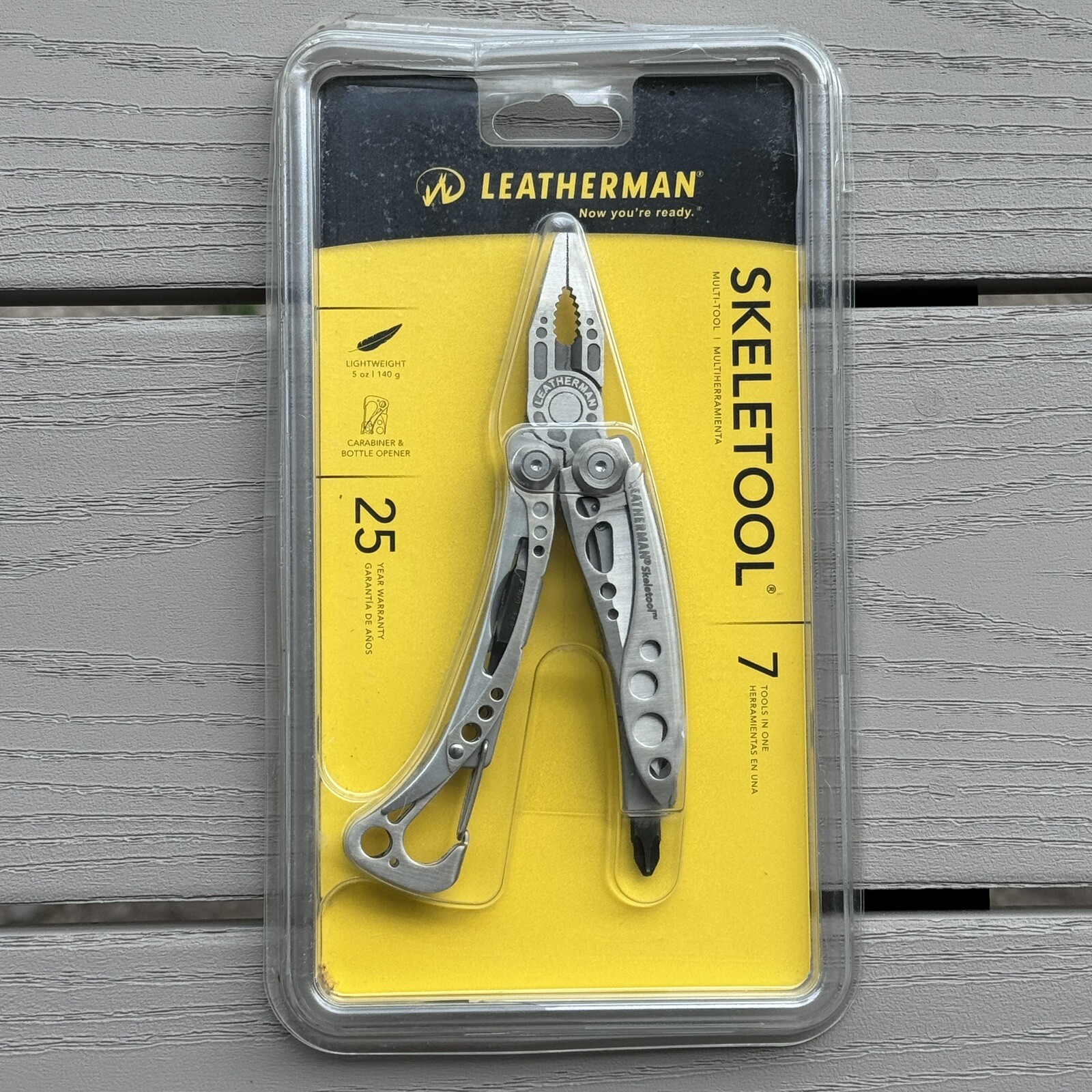 Very Rare Early Shell Package 2009 Leatherman Skeletool multi tool