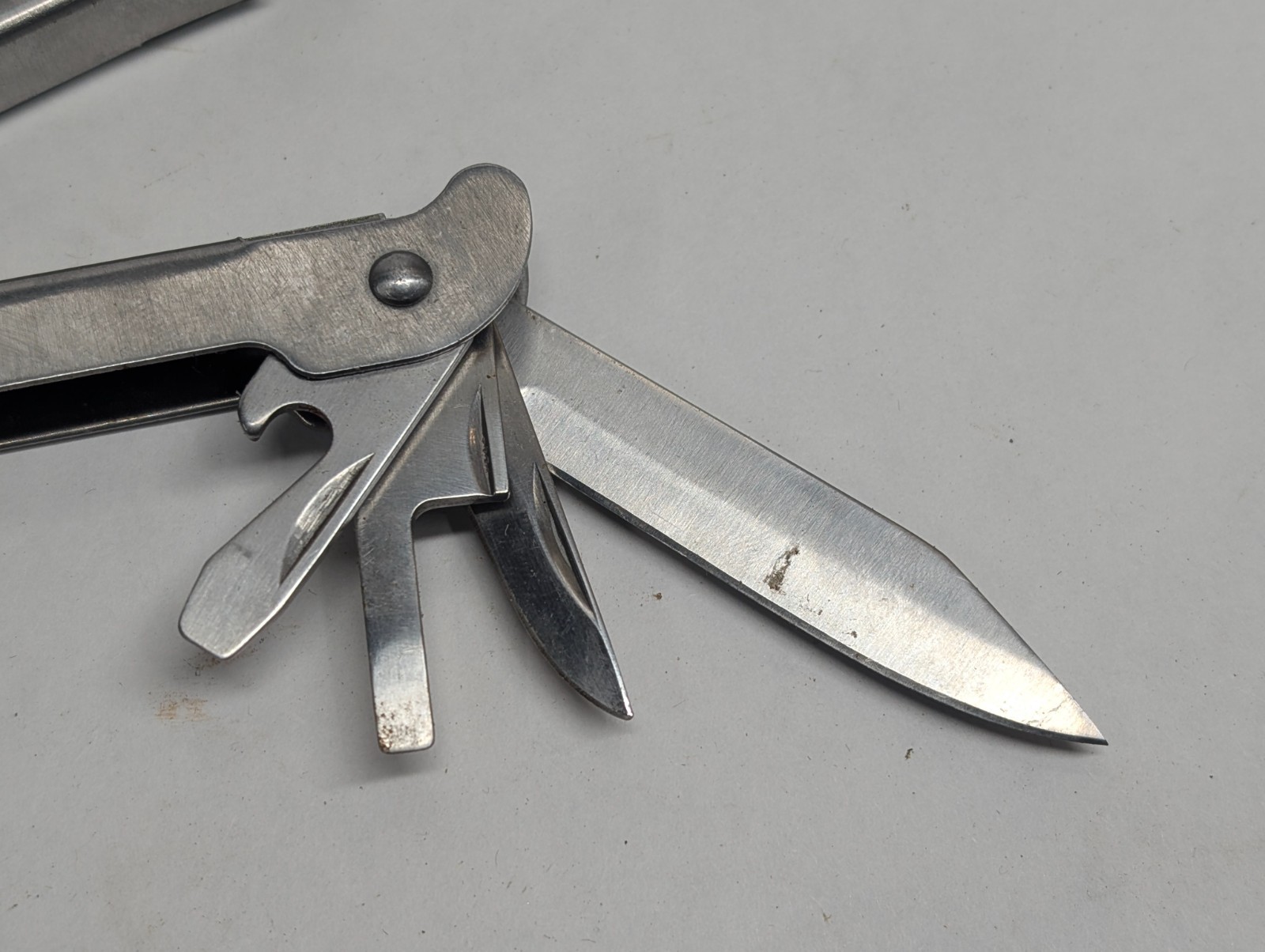Vintage American Camper Multi Tool Folding Pocket Knife Set Stainless Steel