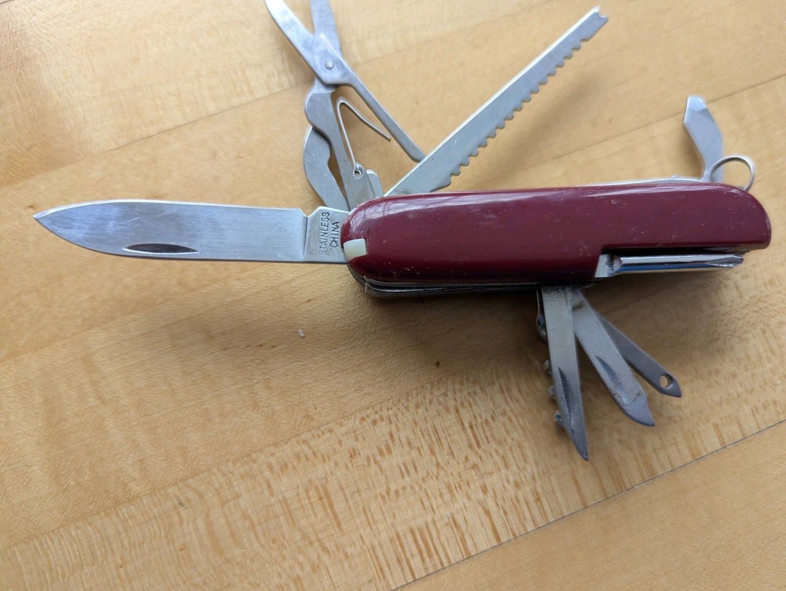 Multitool 14-in-one Pocket Knife