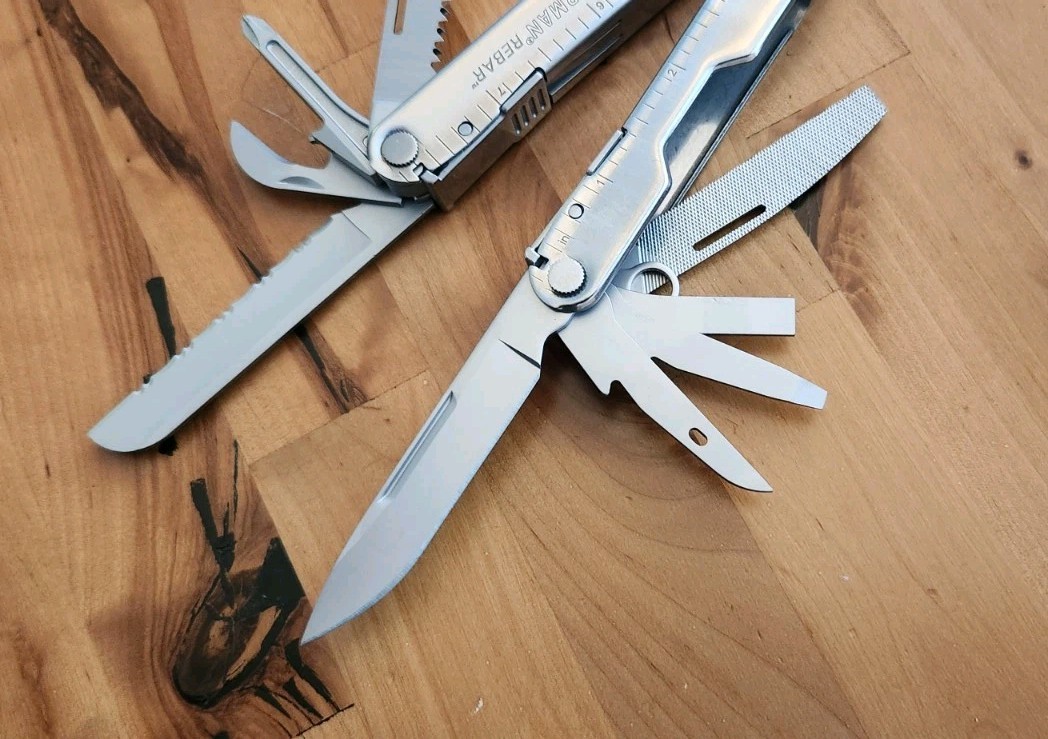 Leatherman REBAR Multi-Tool, Knife, Pliers, Saw w/ Sheath Stainless – New G91