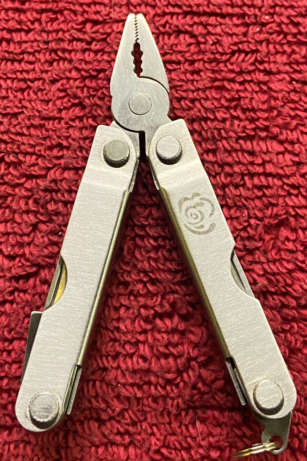 Vintage Mini Multi-Tool Pliers Pocket Knife Keychain Tool 8 in 1 B25