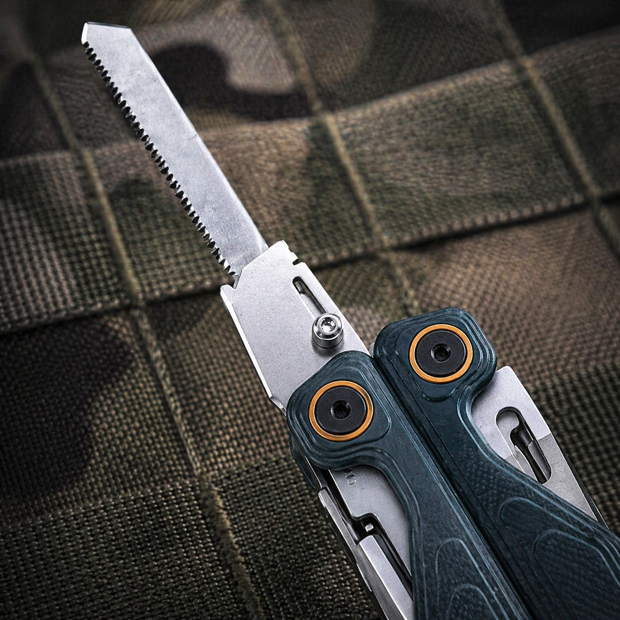 T-Shank Saw Adapter Standard Version Compatible with Leatherman TTI/WAVE/SIGNAL