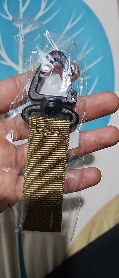 Outdoor Camping Hiking Molle Tactical Gear Nylon Ribbon Knapsack Keychain Triang