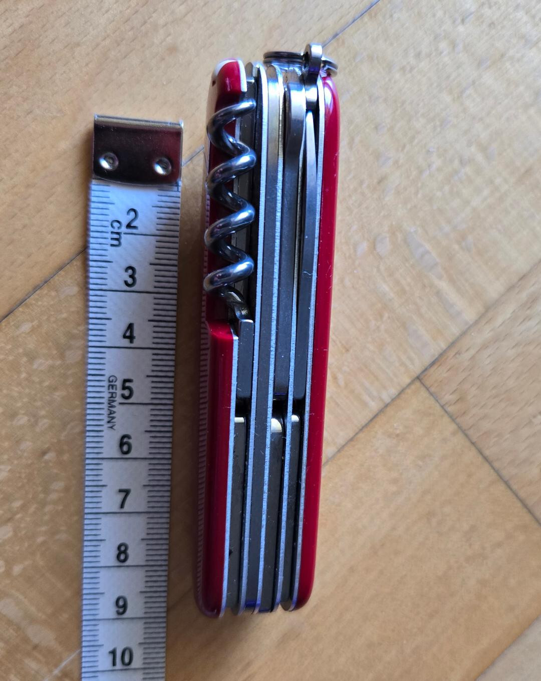 Victorinox Swiss Army Knife, 9-in-1