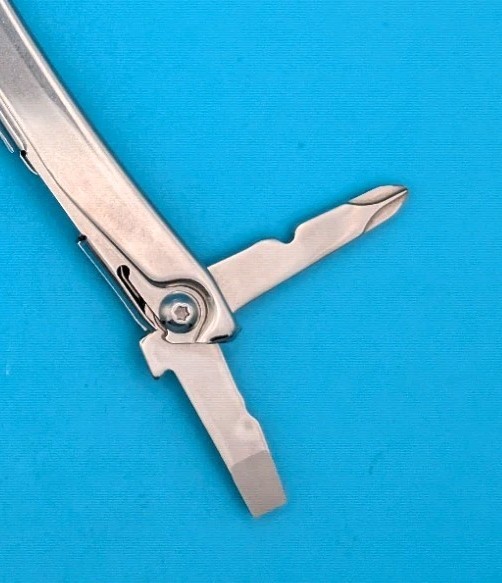 Leatherman Bolster 13 Tool Stainless Steel Multi-Tool!