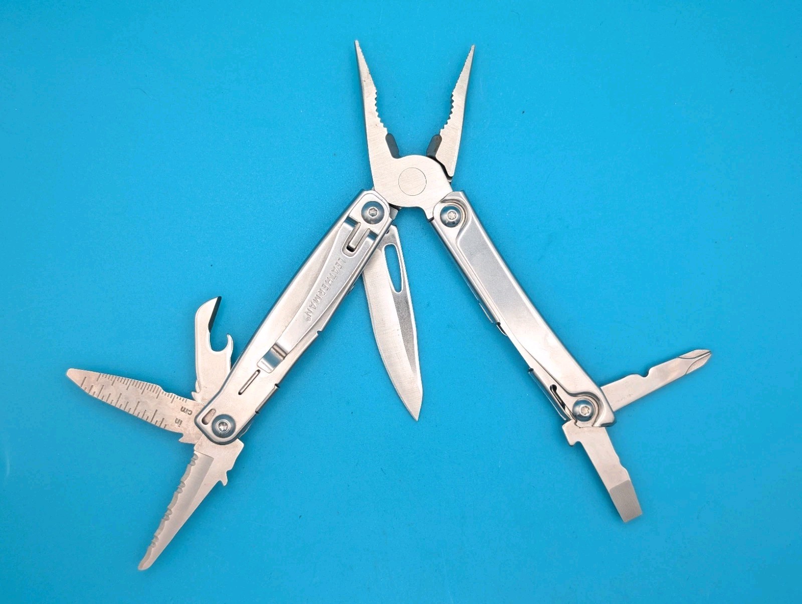 Leatherman Bolster 13 Tool Stainless Steel Multi-Tool!