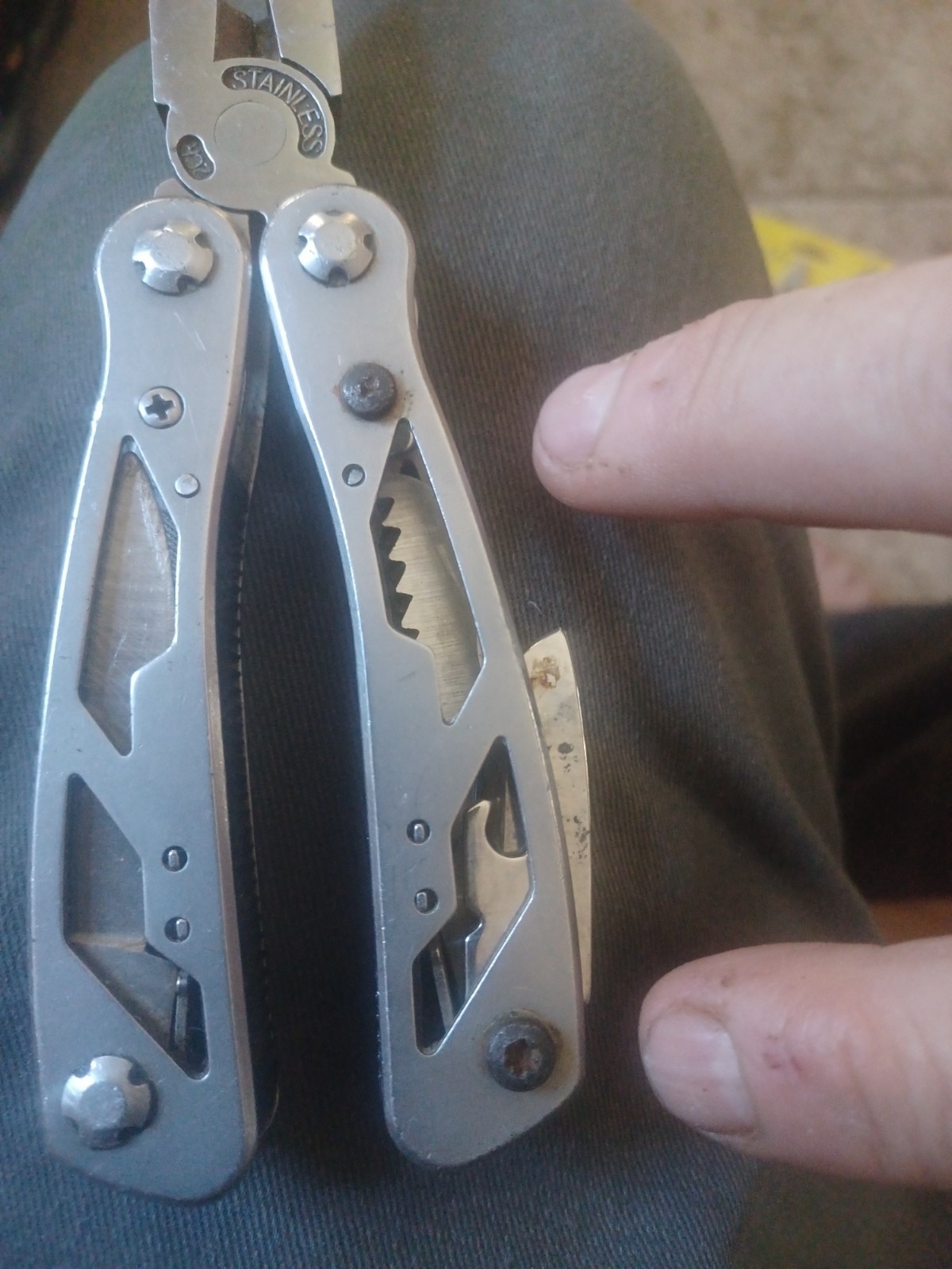 New and Used STANLEY -IN-1 STAINLESS STEEL MULTITOOL WITH BLACK POUCH (84-519)