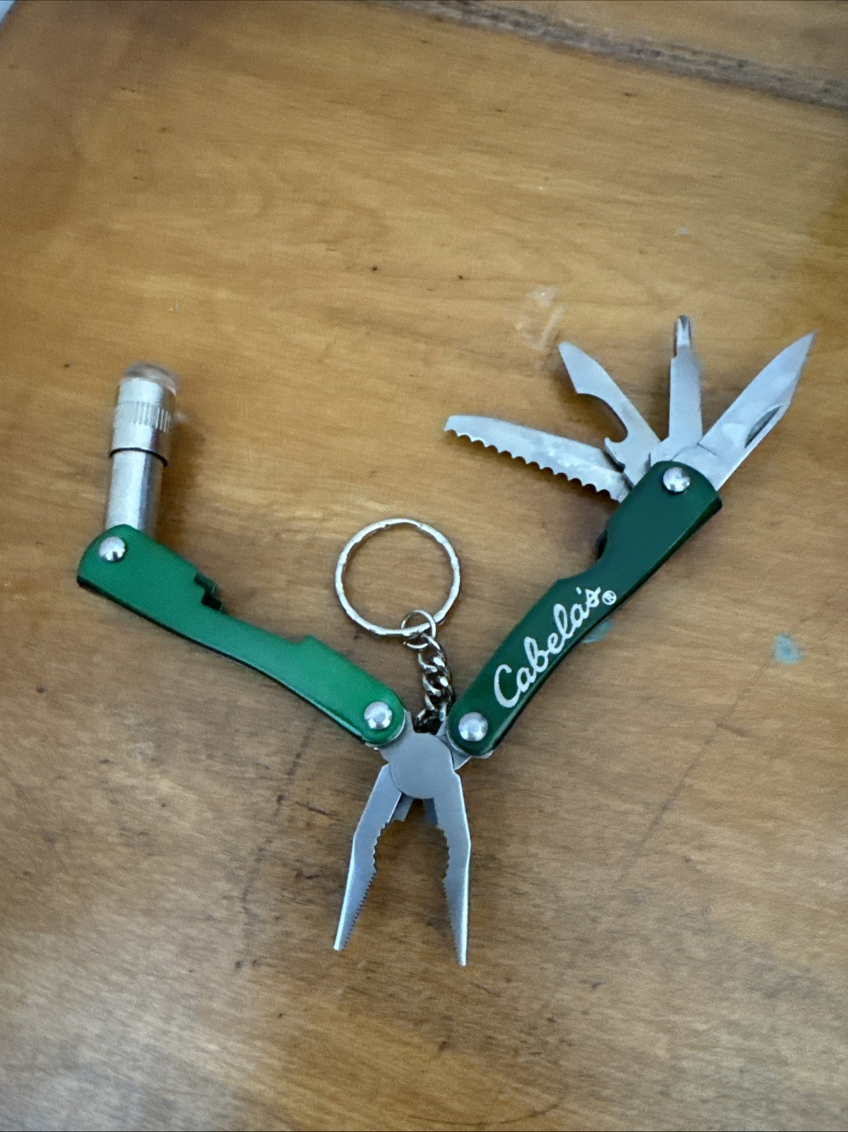 Cabelas Pocket Multi-Tool Flashlight Knife Can Opener Plier Screwdriver W Case