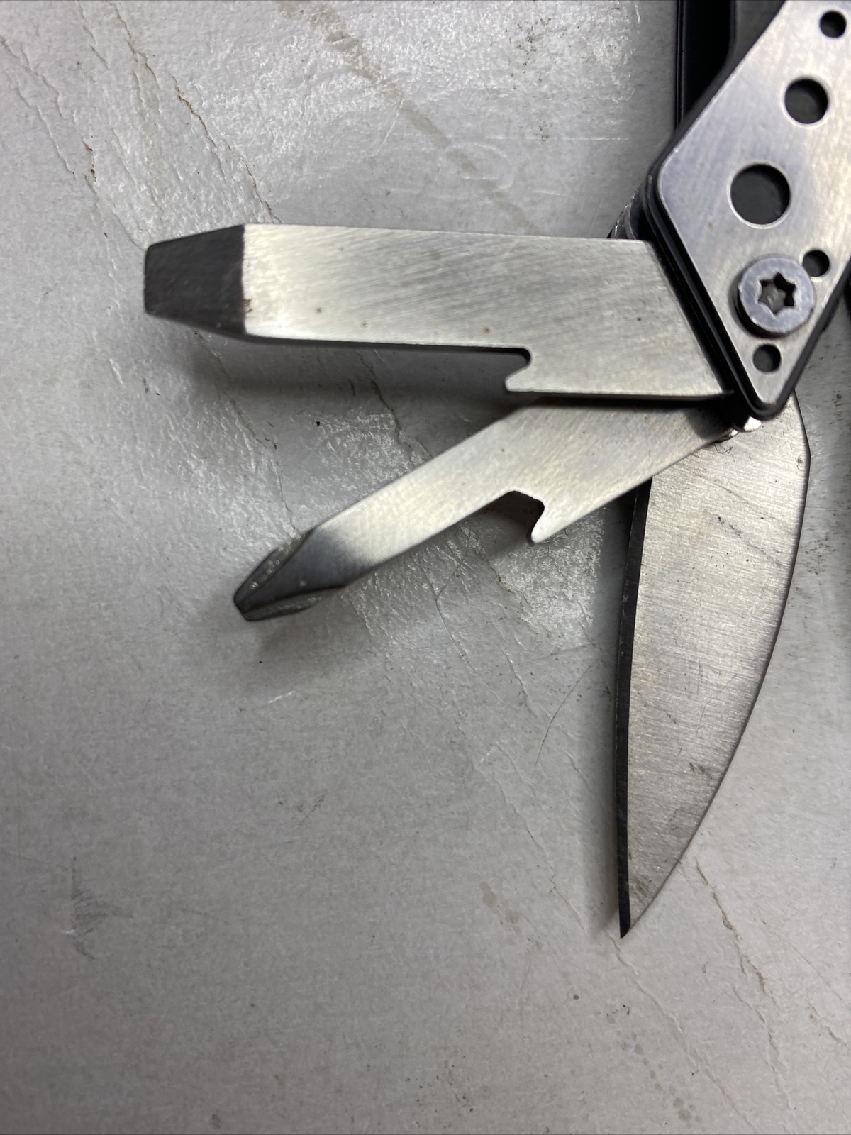 Cabela’s Mini Multi Tool – Various colors