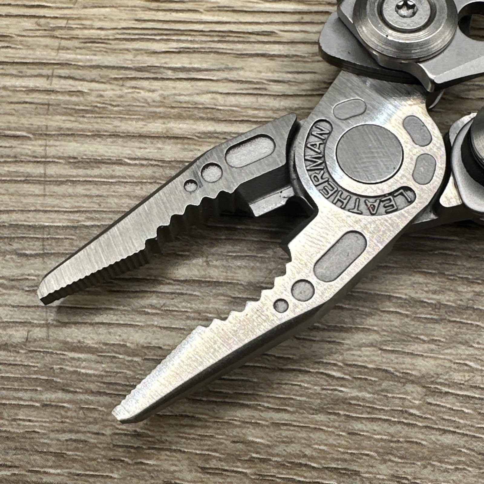 Leatherman Freestyle CX Multi-Tool – Discontinued – FAST SHIPPING!