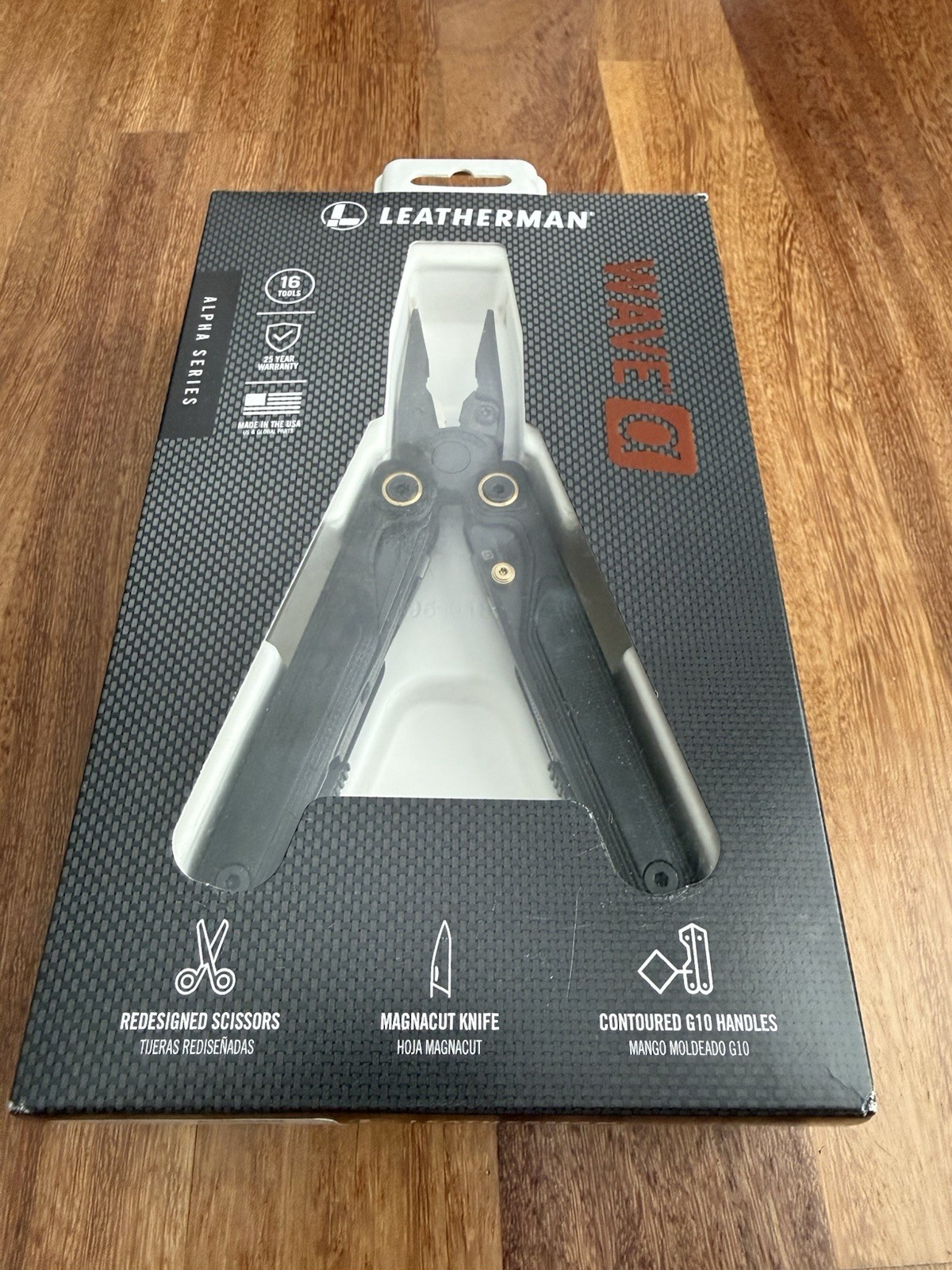 New In Box Leatherman Wave Alpha 16-in-1 Multi Tool MagnaCut Blade BLACK