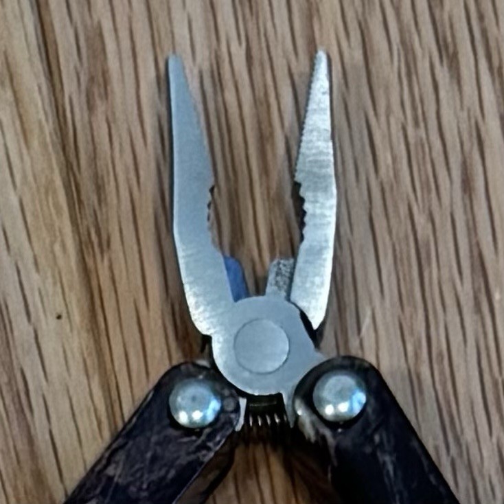 Camouflage Multi-Tool Flashlight Knife Pliers Key Chain Screwdriver Bottle Opene