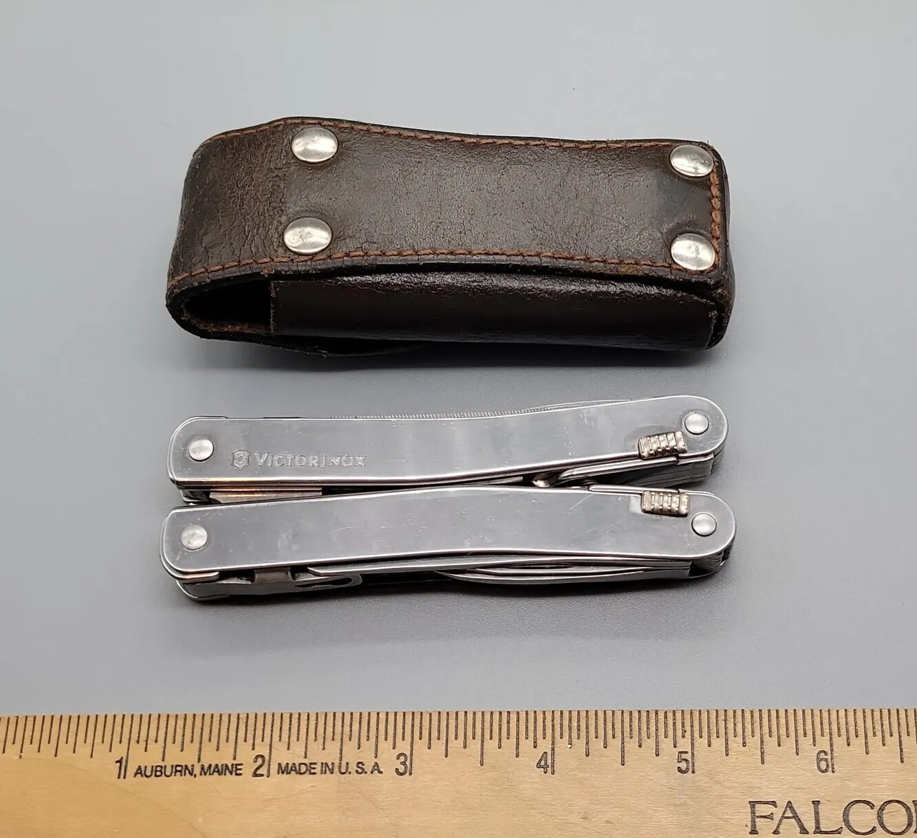 Victorinox Swiss Tool X Multi Tool w/ Leather Sheath – 28 Tools-Scissors Version