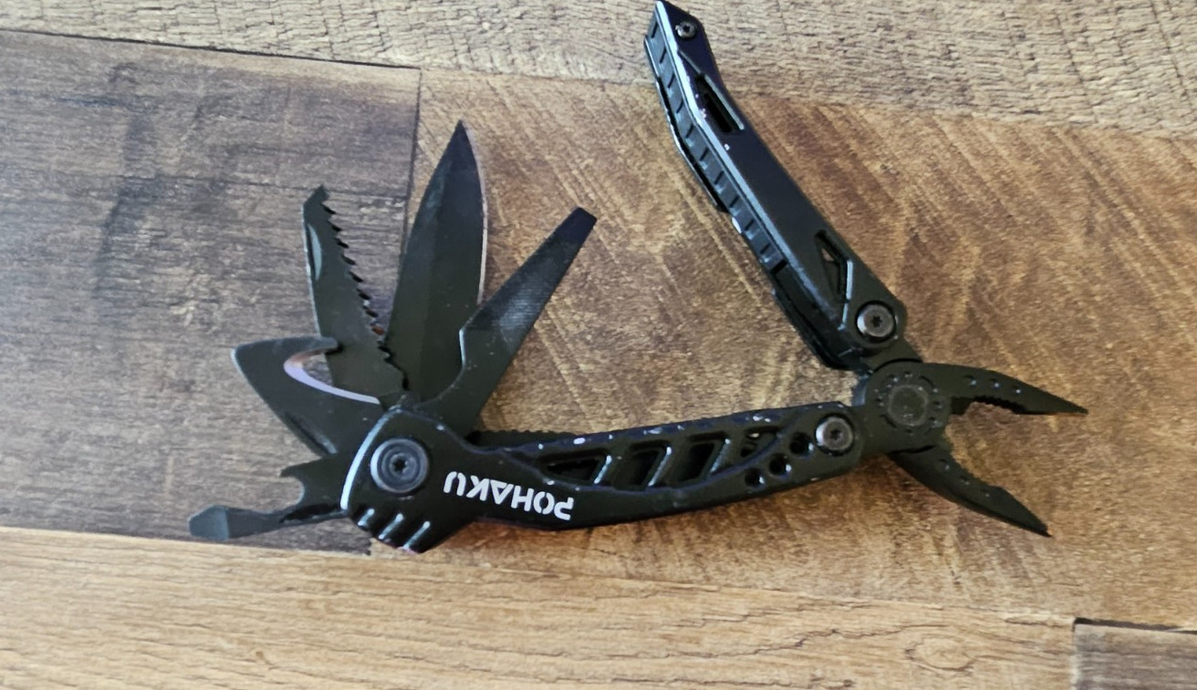 Pohaku Multitool Knife, 13 in 1 Pocket Multitool w/ Large 3″ Locking Blade