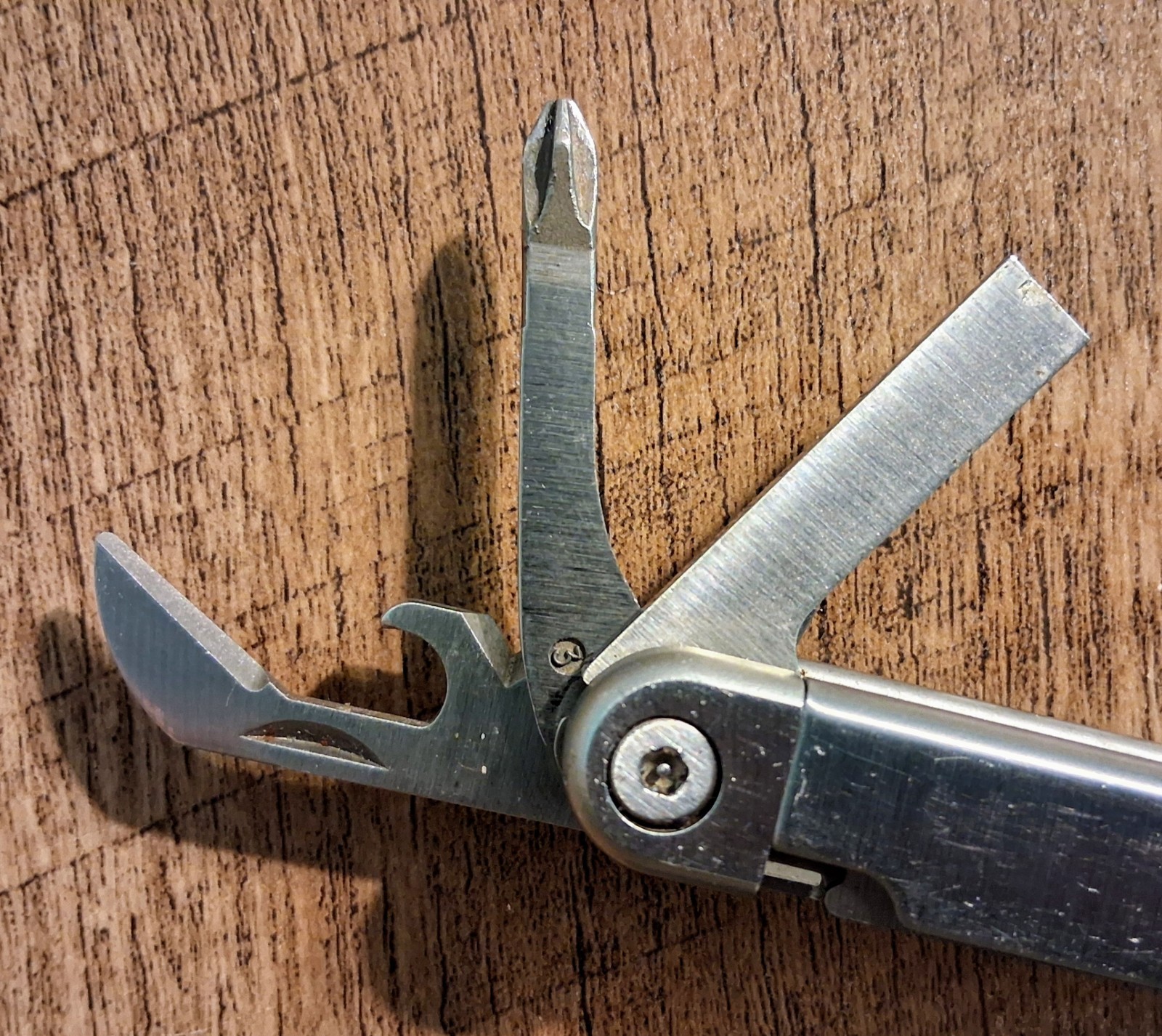 Leatherman Wave (Pat. Pending) Multi Tool + Original Leather Case Good Condition