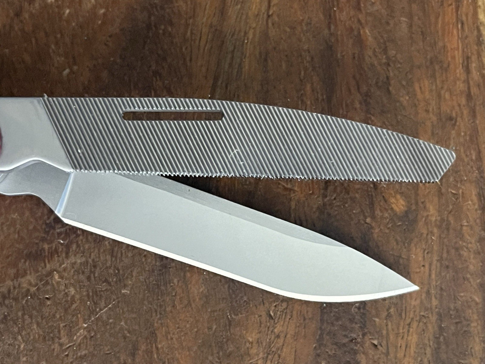 Leatherman Rebar Heathered Cranberry Multi-Tool (17-in-1) SUPER NICE!!! w/Sheath