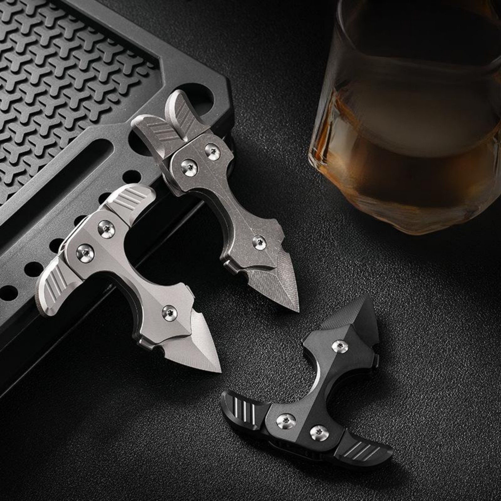 Titanium Alloy EDC Multi-Tool Pry Bar with Sheath Outdoor Camping Gear A++++