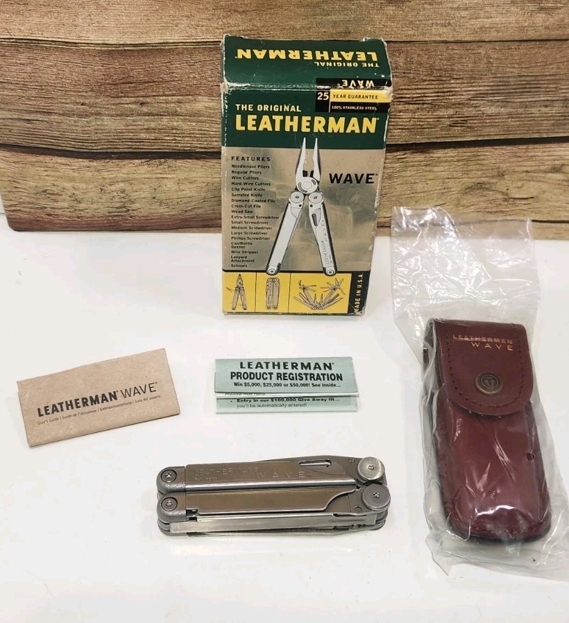 Leatherman Original Wave / Leatherman Wave 1st Generation Multitool Box Complete