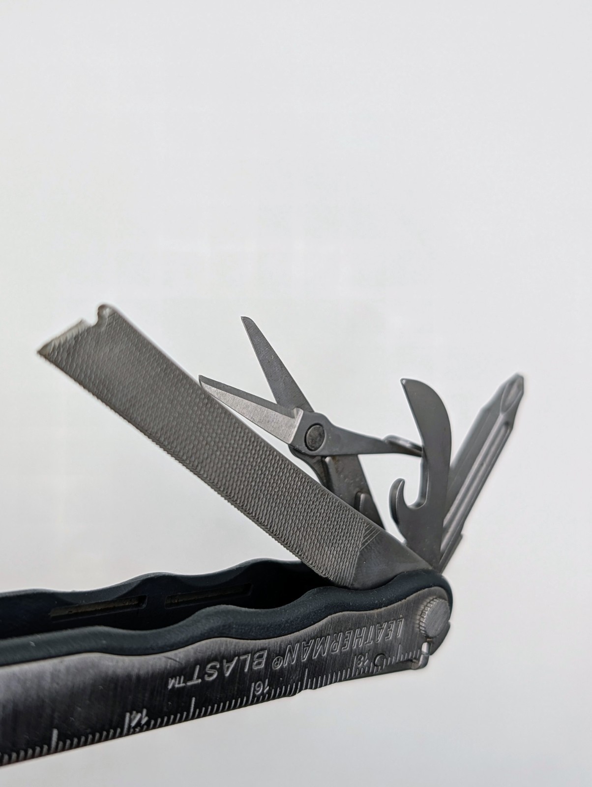 Leatherman BLAST Multi-Tool – Rare & Retired 16-In-1 Multitool Spring Scissors