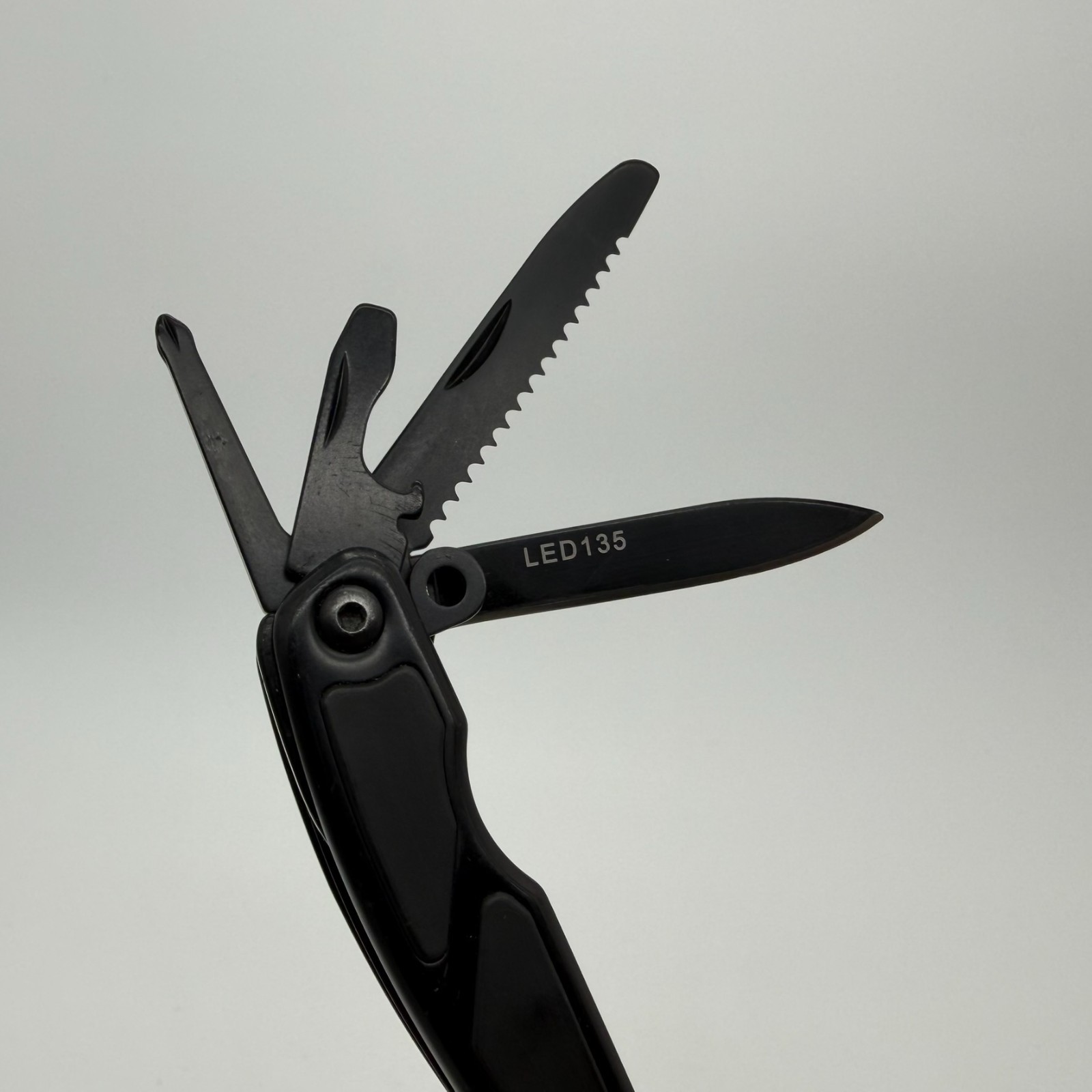 Coast LED135 Dual-LED Micro Plier Multi-Tool 14-In-1 Stainless Steel USED Black