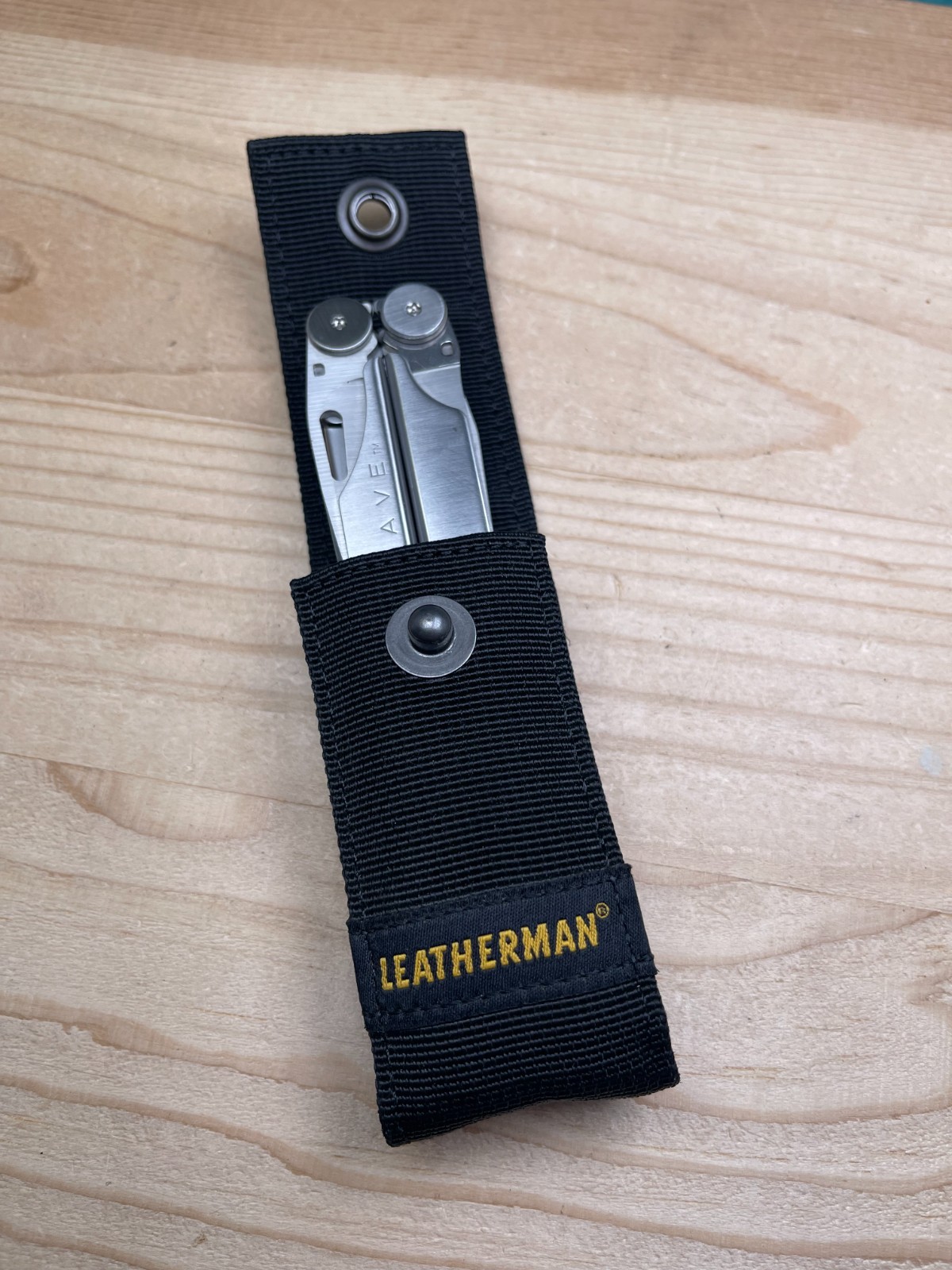Leatherman Wave Multi-tool Knife w/Nylon Sheath 09/00 – Early Version, Very Nice