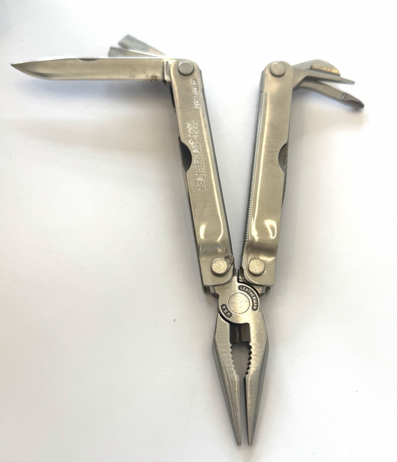 Rare Vintage Leatherman Multi Tool w/ Original Leather Case Sheath made in USA