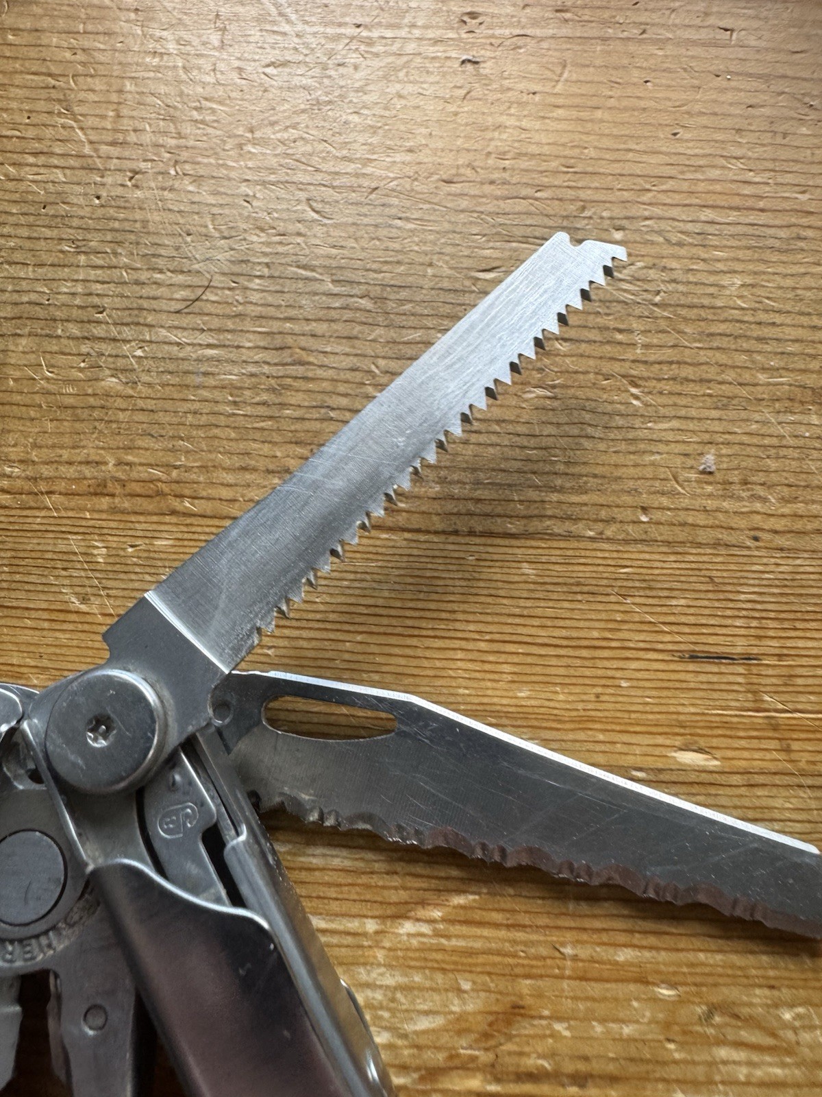Leatherman + Wave Plus Multitool Stainless Steel – Broken Head Flat Screwdriver