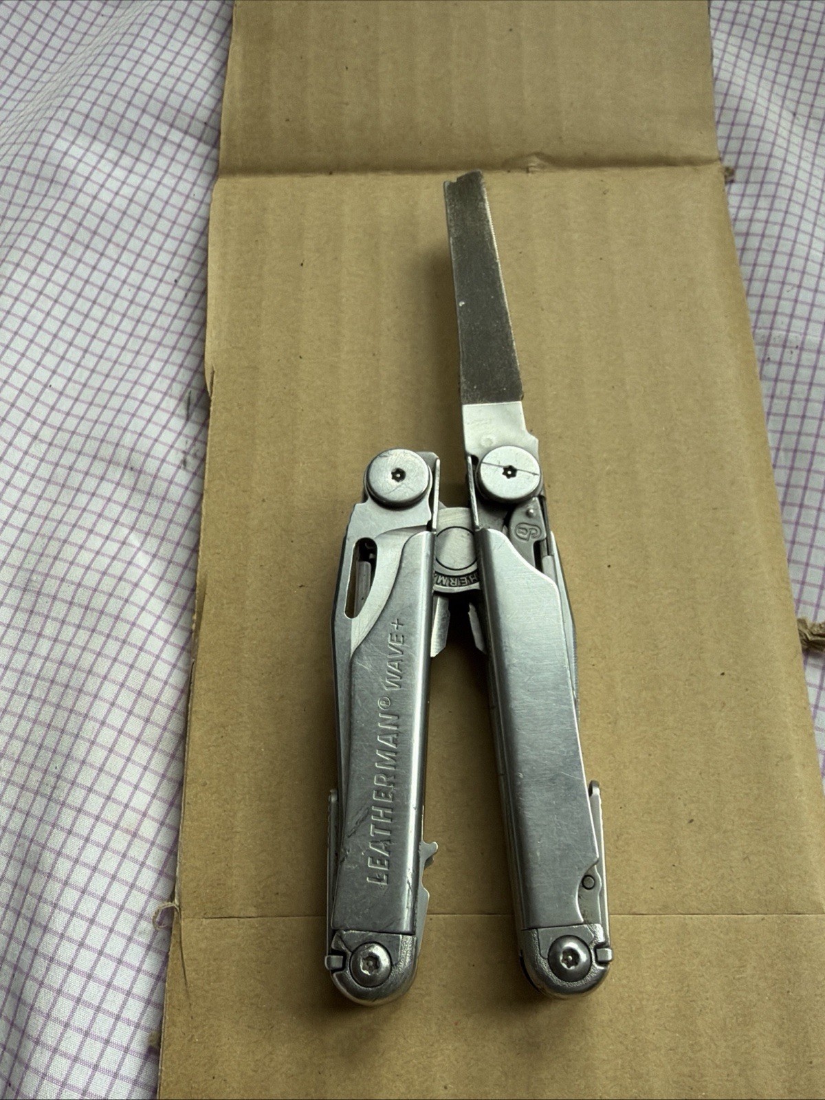 Leatherman Wave Plus 18-in-1 Full-Size Versatile Multi-Tool –