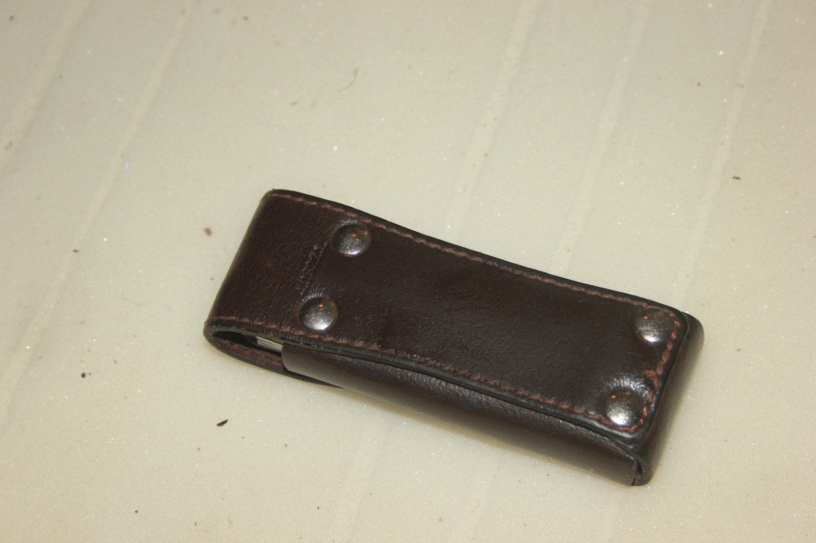 Victorinox Swiss Tool Spirit MX? XBS ? Multitool, leather case, vintage?