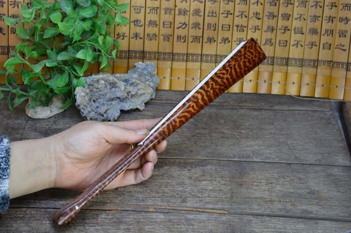 EDC Precious Serpentine Wood Fan Thirteen Square Tactical Craft Fan