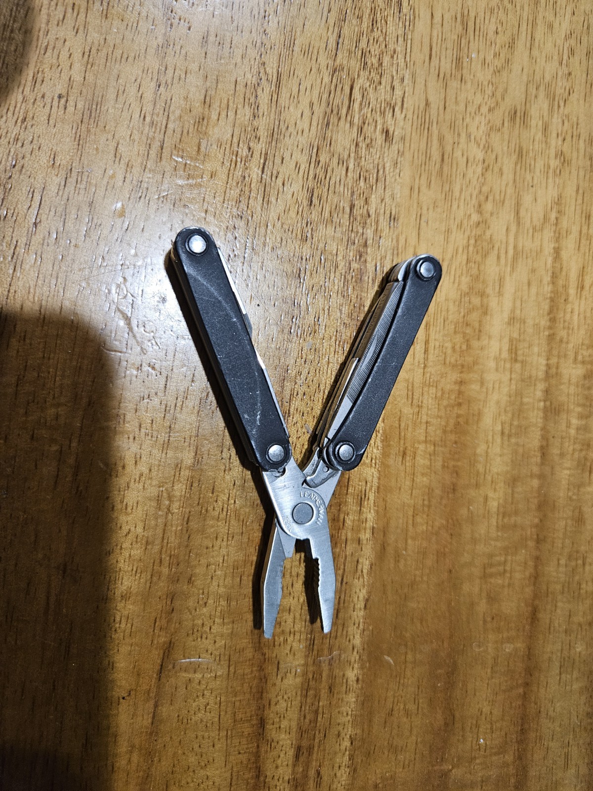 LEATHERMAN SQUIRT PS4 BLACK MULTI TOOL KEYCHAIN – DISCONTINUED / RETIRED – RARE