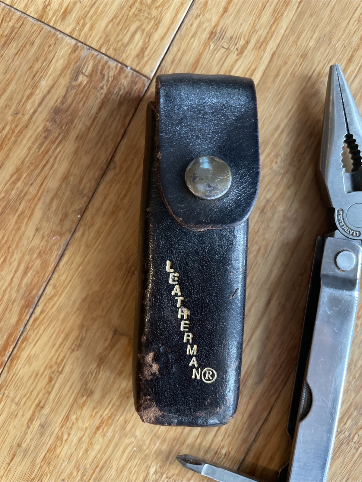 Vintage Leatherman Multi – Tool US REG Trademark 1325473 Portland OR USA.
