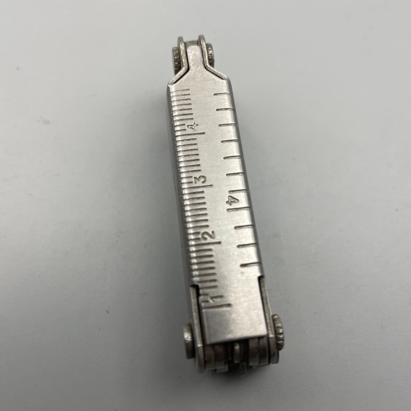 Husky Small Multi-Tool, 2 1/2” Long Closed
