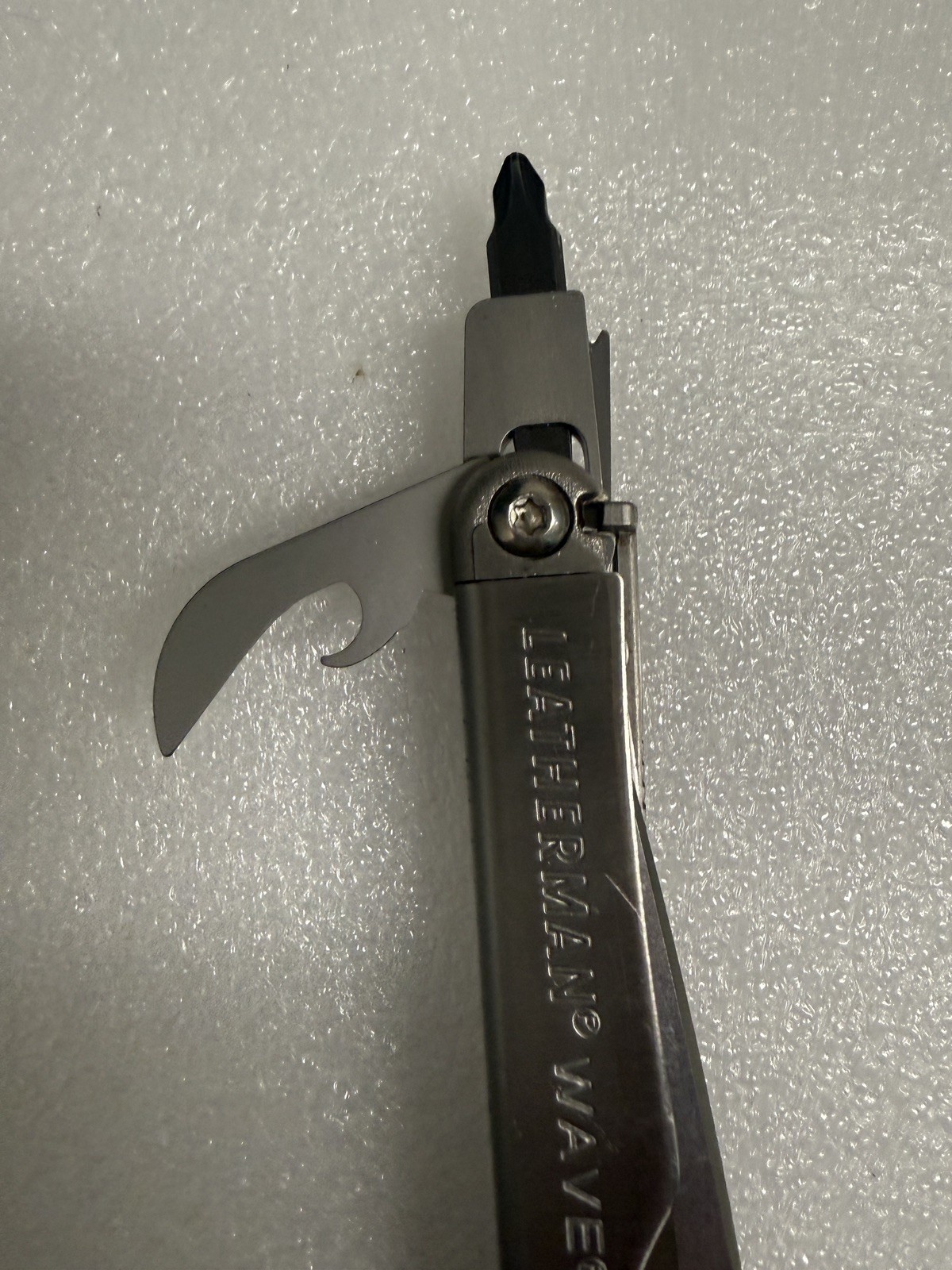 Leatherman Wave Multi‑Tool w/ Nylon Sheath –Stainless Steel–Great Condition