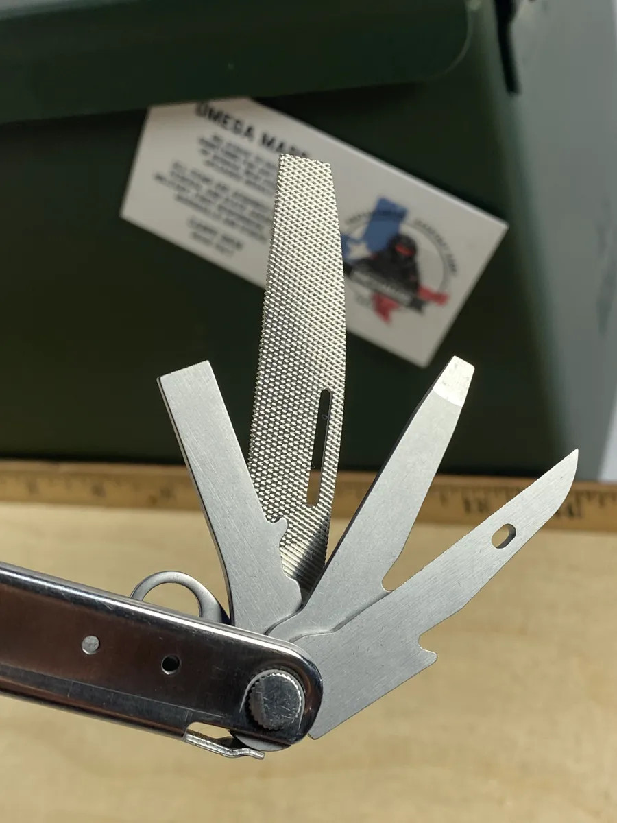 Leatherman Bond #BN2. Looks/feel brand new. (MSRP $59.95 NEW)