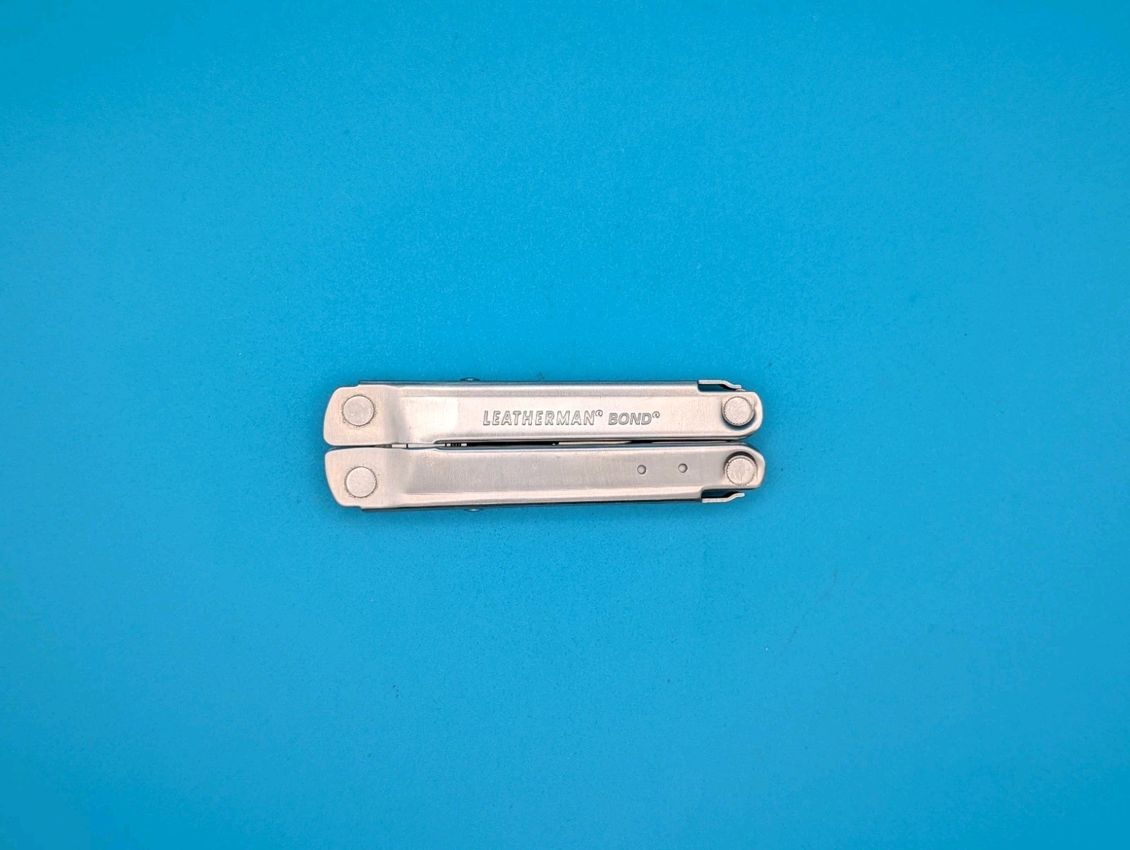LEATHERMAN Bond Multitool, Stainless Steel Everyday Tool!