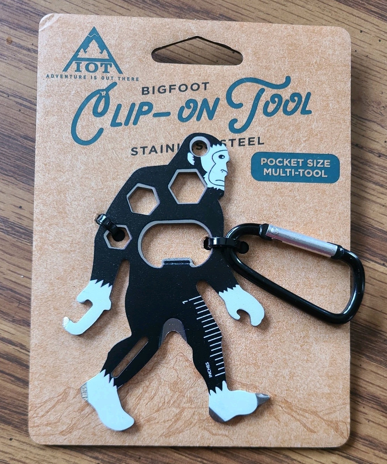 BIGFOOT SASQUATCH CLIP ON Multi-Tool Keychain Bottle Can Opener Carabiner Kohls