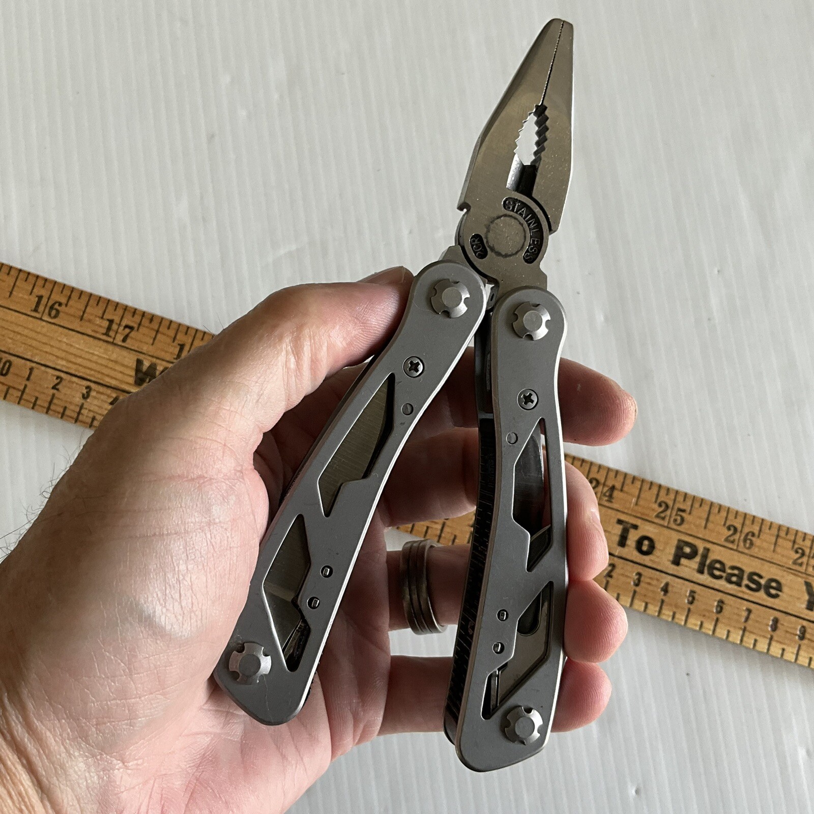 Stanley Stainless 12-in-1 Multi Tool 2CR Pliers Knife Screwdrivers File Survival