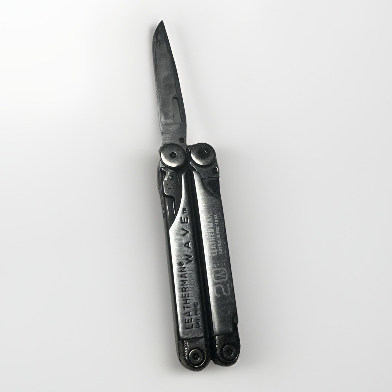 Leatherman Wave Original 20th Anniversary Limited Edition Silver Locking Blade