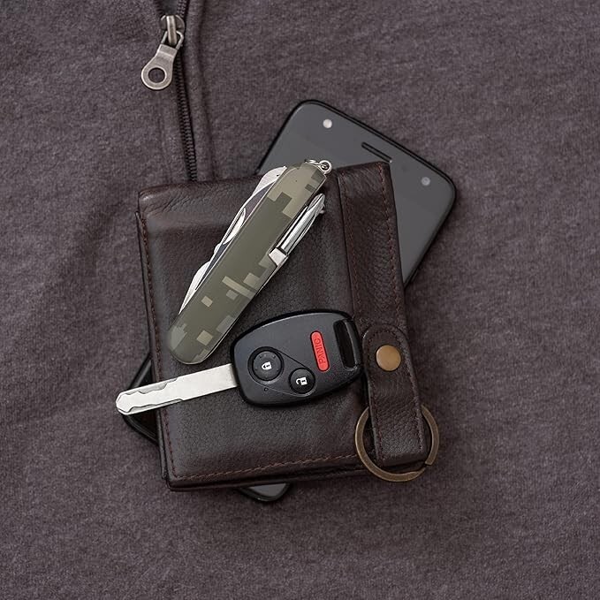 MAXAM Stainless Steel Multi-Tool 3.5″ Pocket Knife – Digital Camo